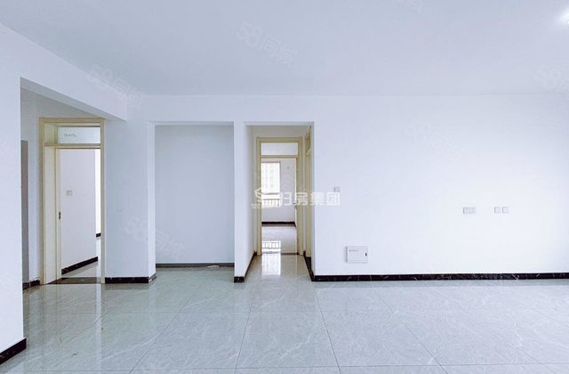 急售新一中   培文 民生凤凰城大四室小区性价比  一套带储