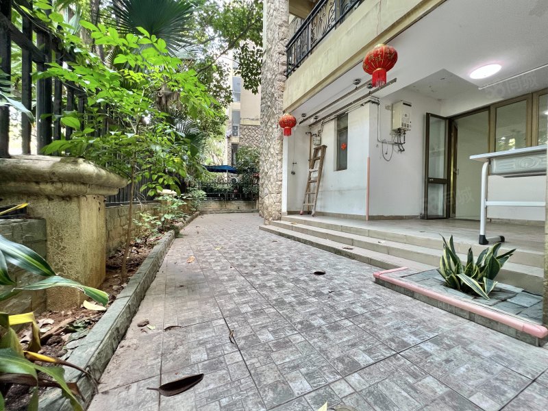 翡翠绿洲森林半岛环境好板楼装修豪华保养好