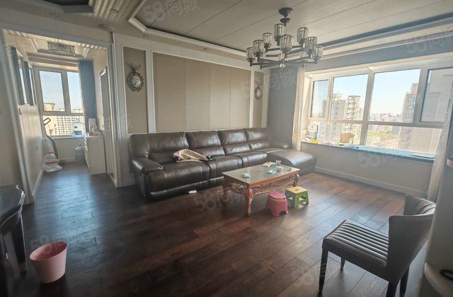 绿城 湖边 湖景房 实验 精装东边户 带车位储藏室