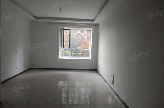 民生凤凰城2号院 带院子带车储 双卫 绿化高 三房两卫 朝南