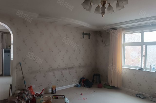 金缘南小区5室2厅207.44㎡95万二手房图片