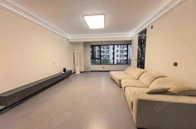 鲁商城市广场3室2厅137㎡83万二手房图片