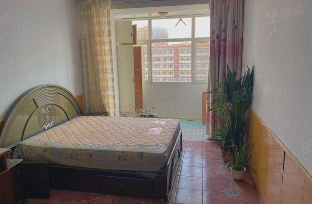 国税小区(巴彦)3室1厅84.6㎡15万二手房图片