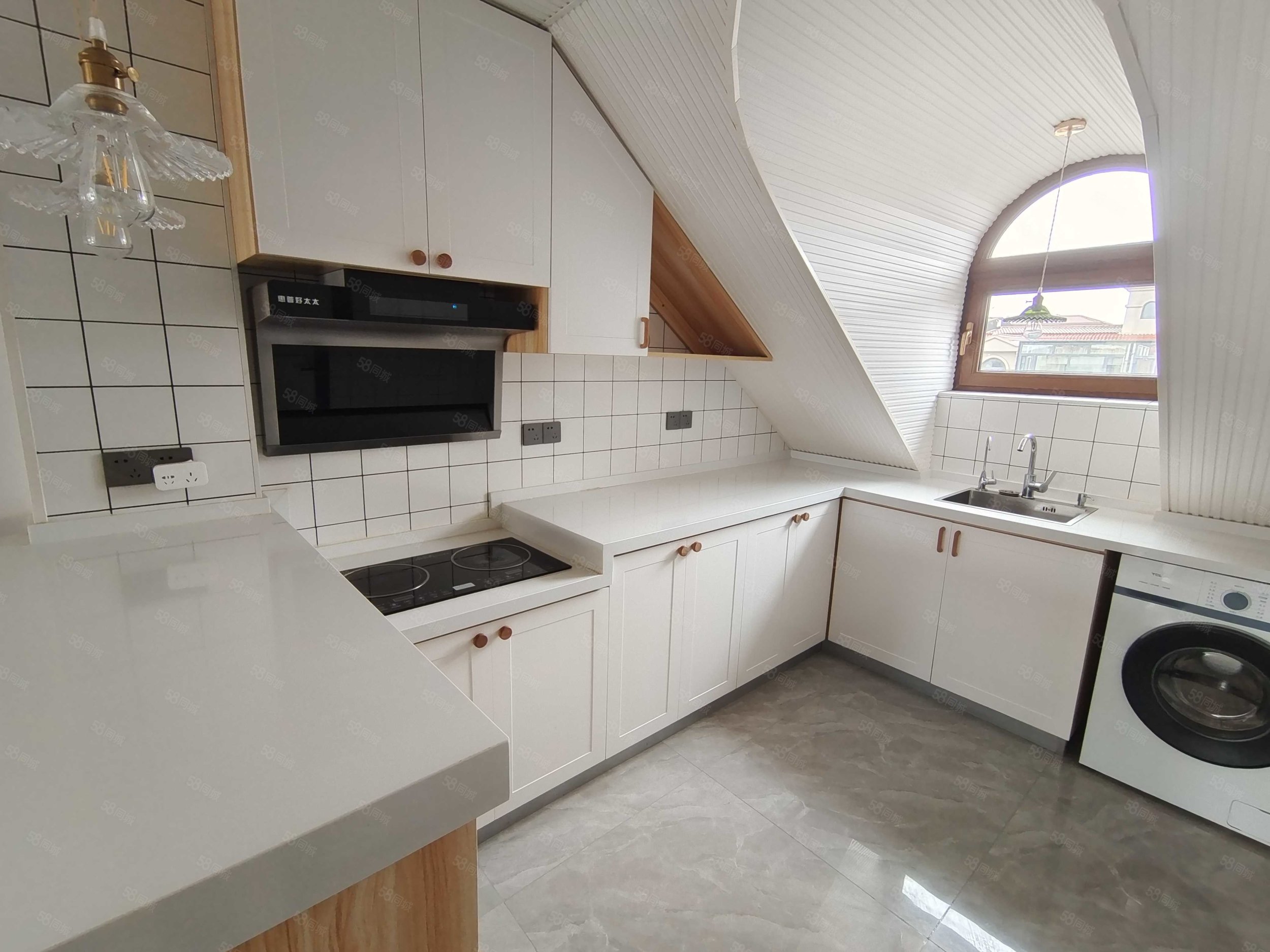 南湖一号(东区)2室1厅1卫60㎡南16.8万