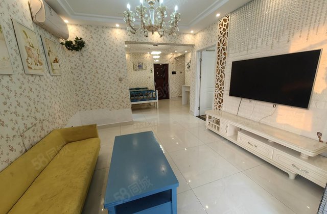 阿卡六期 精装温馨大两居 6萬就可入住 免大税 中层真实在售