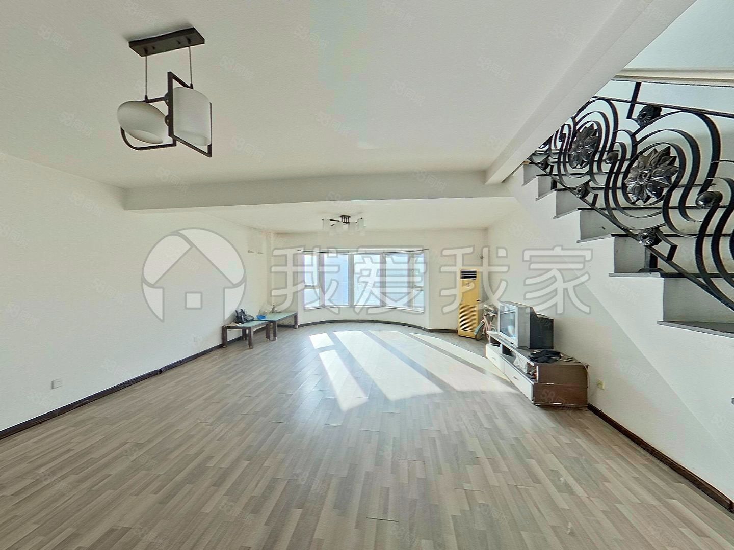 潞河名苑4室2廳3衛(wèi)218.44㎡南北499萬