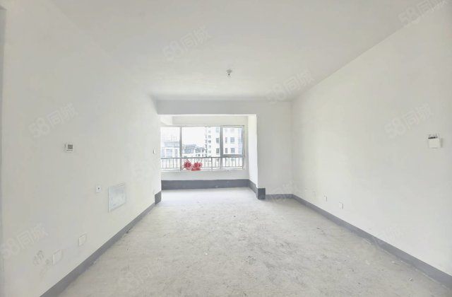 赢兴嘉园3室2厅135㎡120万二手房图片