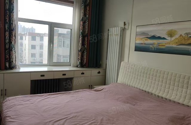 孟达龙山北区 文轩100 ，精装好房 价格美丽，4个空调，