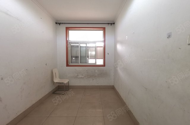 与文轩 一中为邻 文轩花园 三室 好楼层