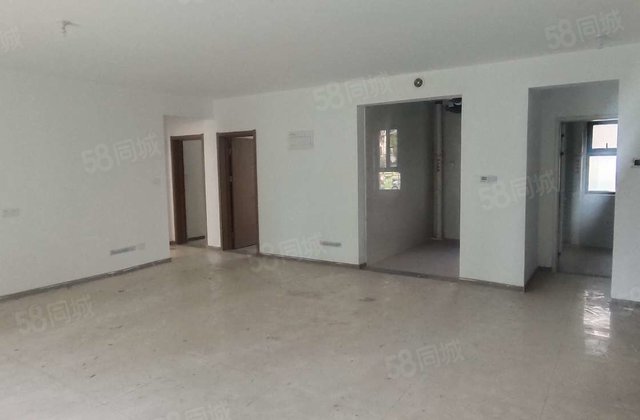 民生16号院，1楼带院，带车储，新一中，外国语，实验  。