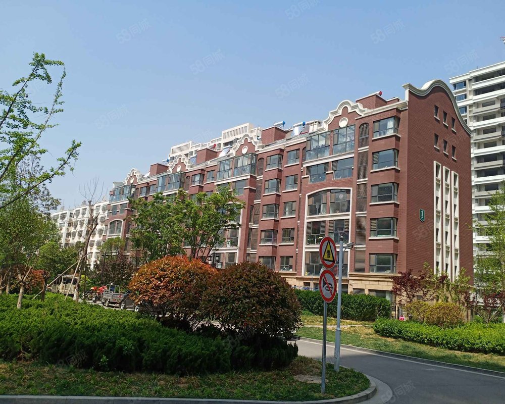 荣盛水岸花语一期