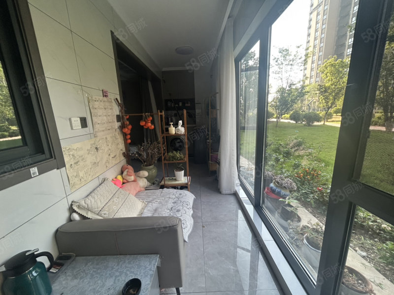 皖新江山樾3室2厅1卫118㎡南北82万