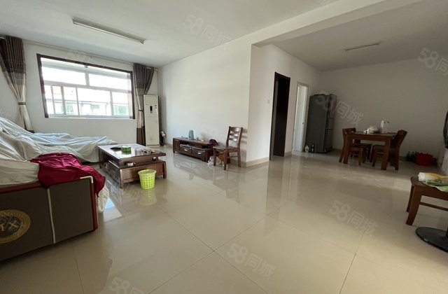 上阳光！颐馨园二期！142平！单价8千多！价格可谈！