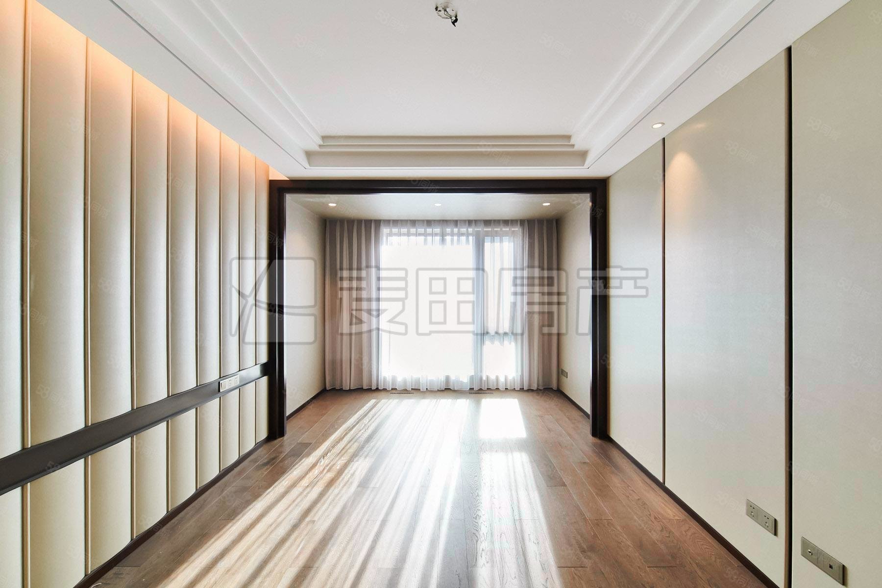 使館壹號(hào)院3室2廳3衛(wèi)237㎡南北3500萬