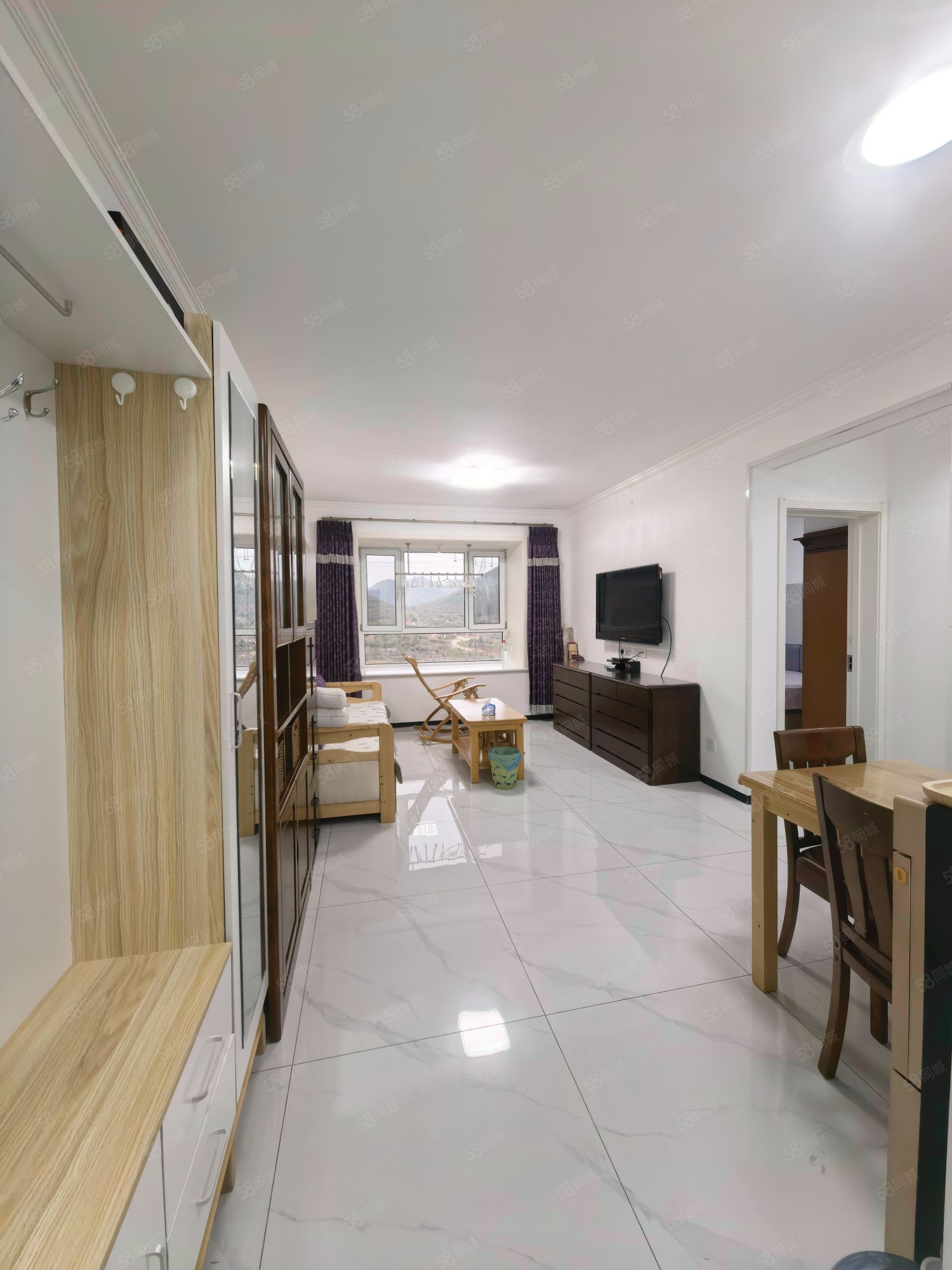 八達嶺孔雀城棲山會2室2廳1衛(wèi)75㎡南北32萬