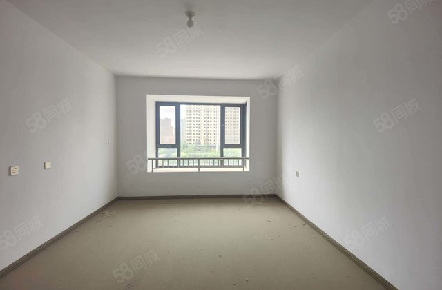 民生一号院高档小区！四室两厅三卫！新房未住！带车位储藏室！