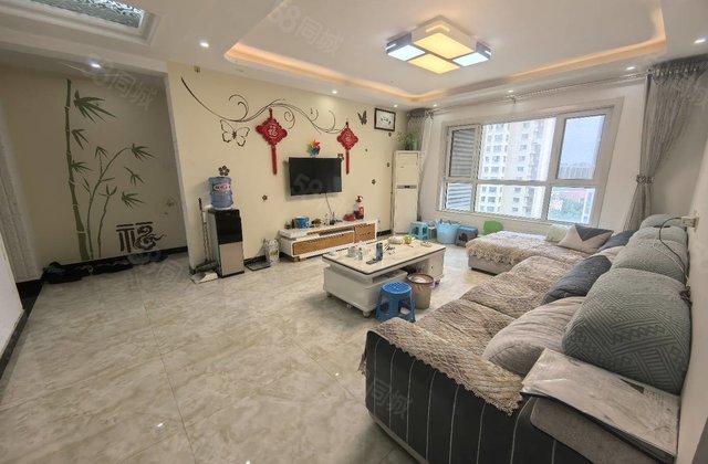 精装婚房~双卫 中层 阿尔卡迪亚 户型真棒 全天采光