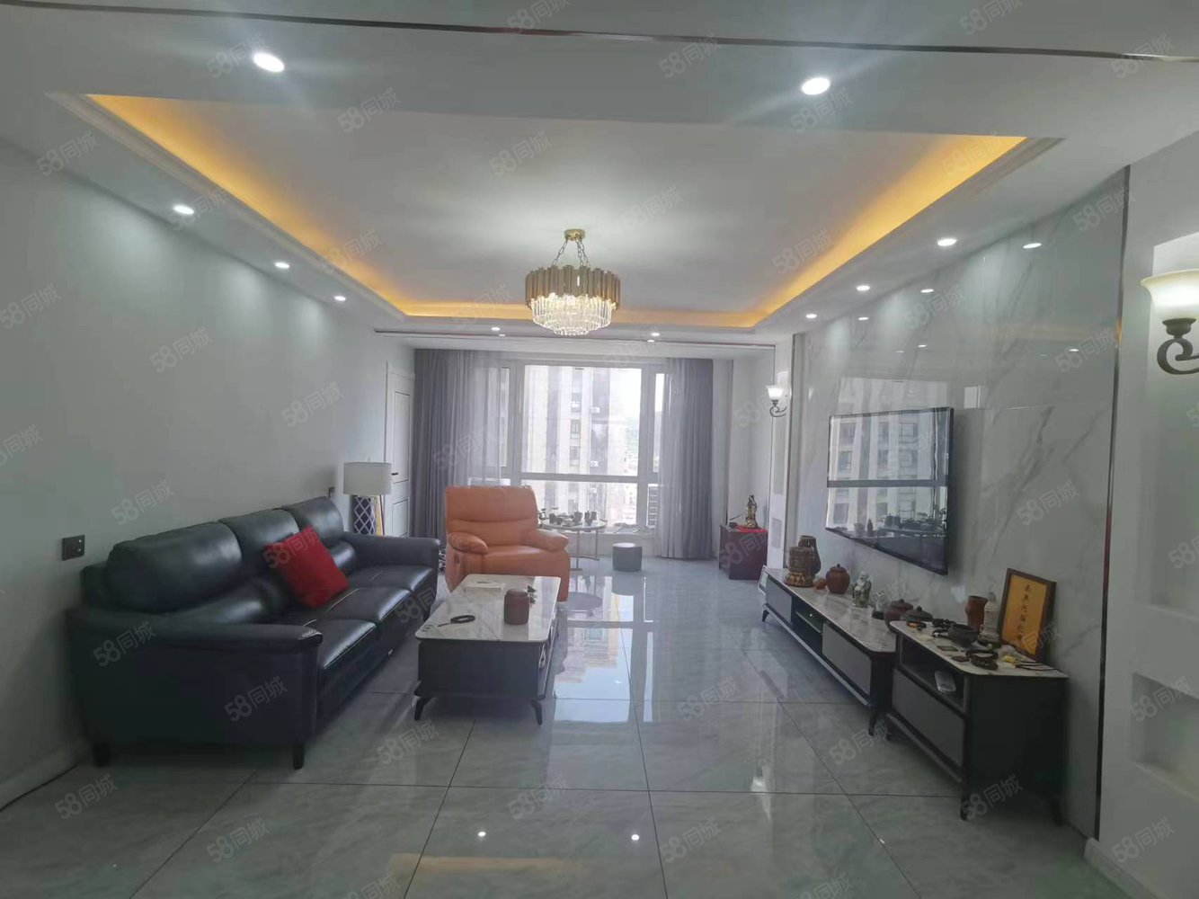 御澜山a区观景 23层 好楼层 精装修 带衣帽间 拎包入住