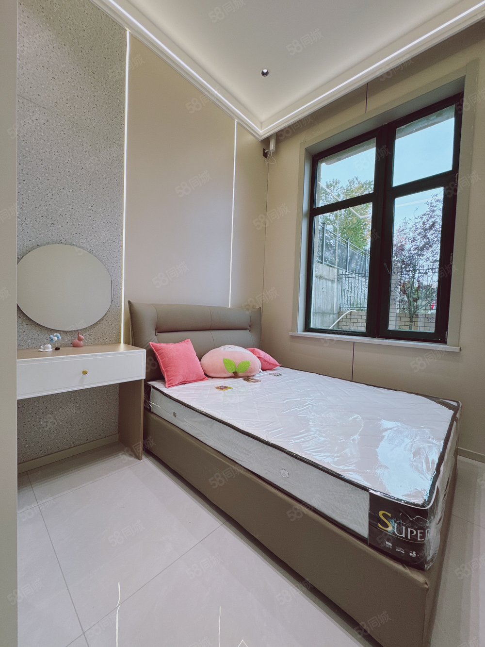 恒大绿洲3室1厅1卫95㎡南北45万