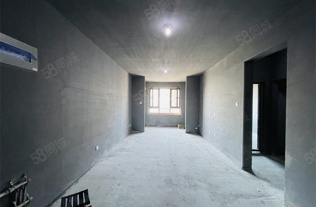 在水一方(B区)3室2厅106㎡110万二手房图片