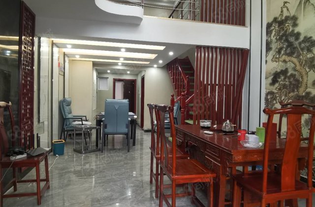 东昌 实验房 当代国际 上下一白六十坪 总高16 民水民电