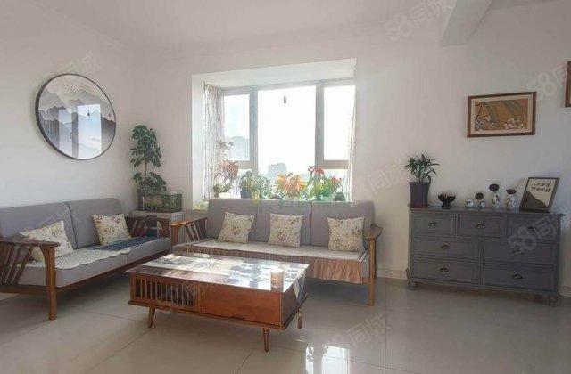 湖边房早市旁！精装修边户，电梯洋房三室，铁路益民，西湖馨苑