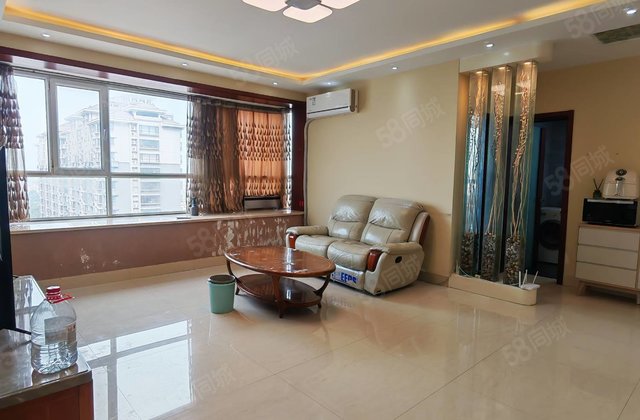 运河边育红实验d区电梯房精装边户