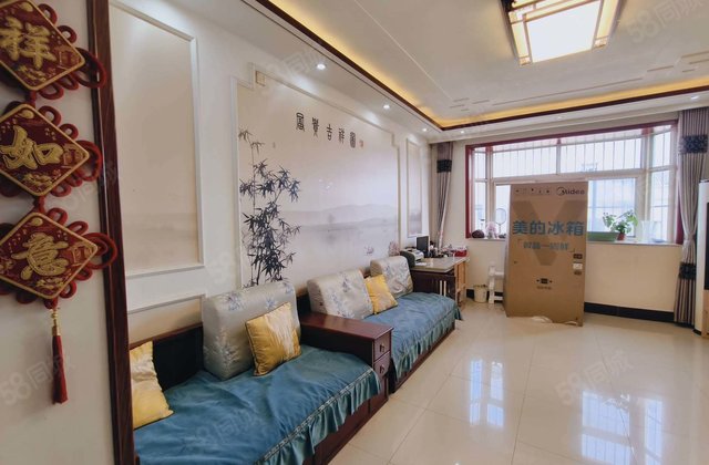 东文轩 凤凰新城 精装三室 免大税 送车储 拎包入住