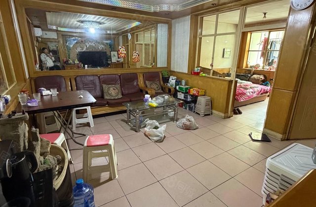 园丁小区3室1厅94.12㎡138万二手房图片