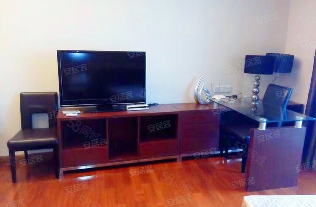 明日国际公寓1室1厅52.5㎡72万二手房图片