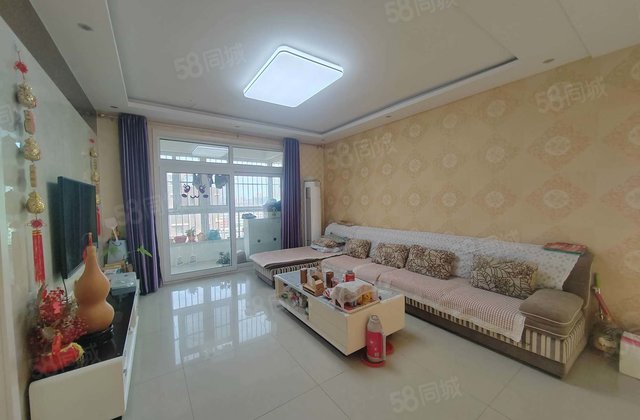 中通领郡城 医疗配套成熟 电梯房 中间楼层采光好 小三居