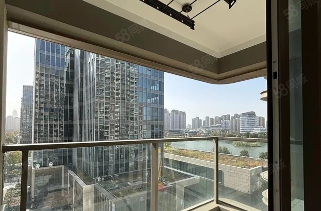 星湖湾3室1厅96㎡298万二手房图片