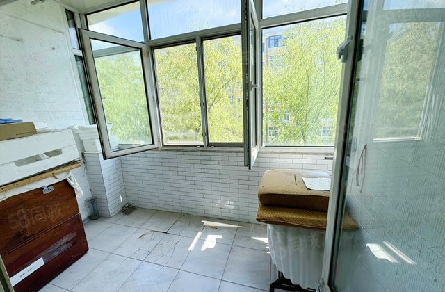 珠江路35号小区3室1厅90㎡72万二手房图片