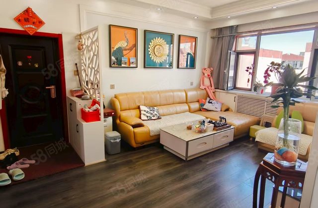 文轩本部一中对门精装超阳三室109 停车方便租金高师范家属院