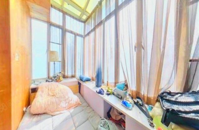 珠江花园(别墅)4室2厅133㎡585万二手房图片