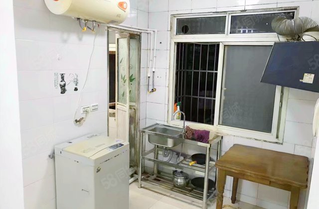 鲤鱼街小区1室1厅37.22㎡48万二手房图片