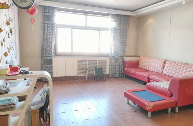 单价3千多，馨安公寓，东昌壹号院南邻，车位多，送储，三室朝阳