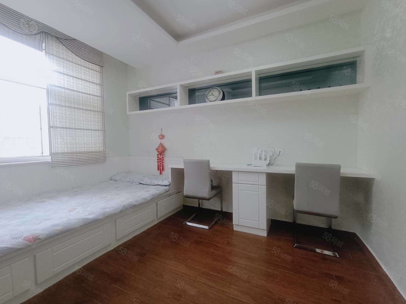 和谐小区3室2厅2卫201㎡南北95万