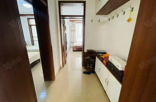 东昌湖边 名人苑二期 孝心一楼 南北通透 房东诚心出售有钥匙