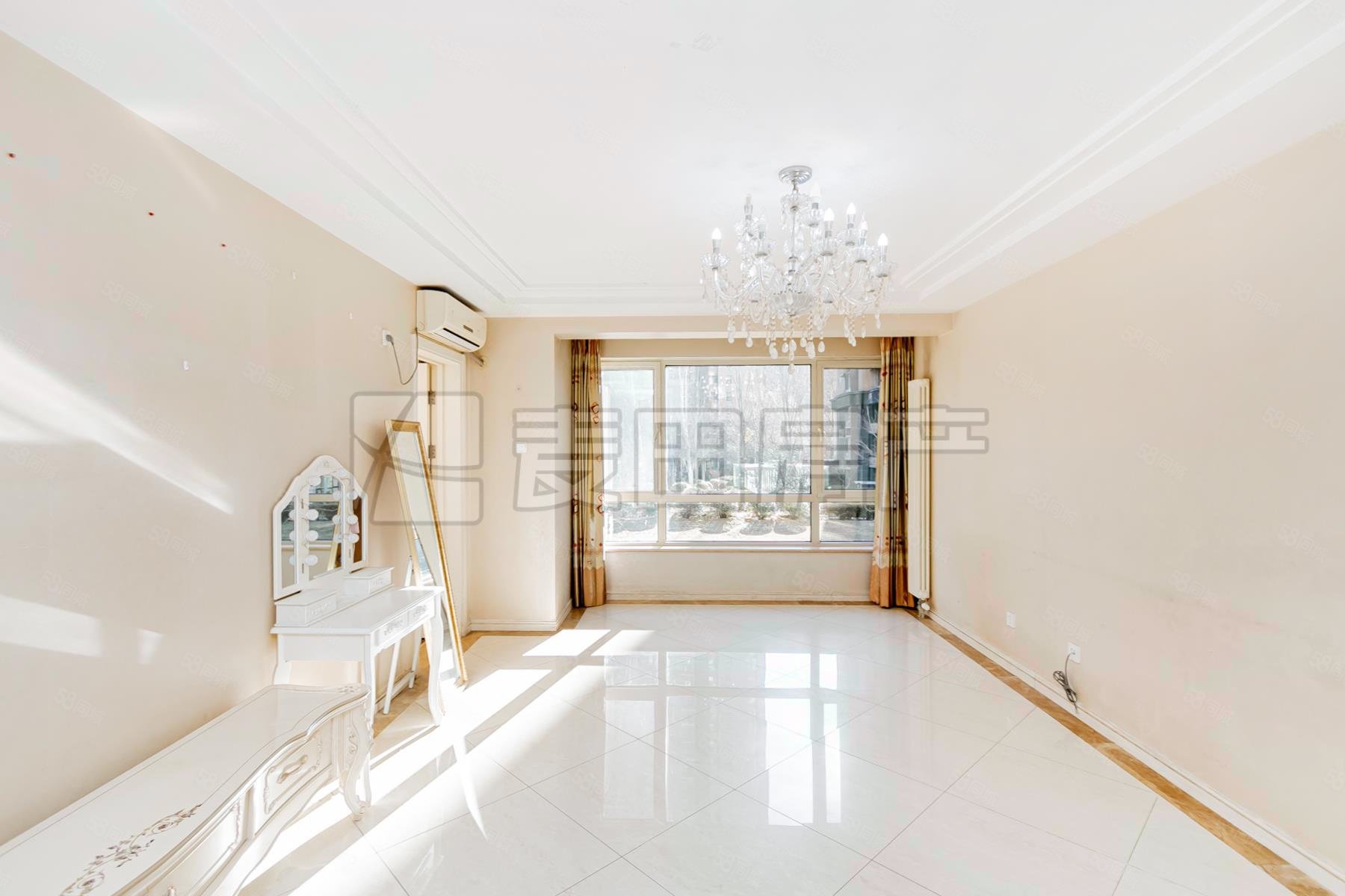 首城國際2室1廳1衛(wèi)89.98㎡南599萬