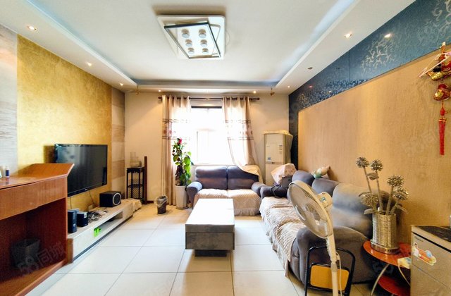 添好花园3室2厅138.05㎡130万二手房图片