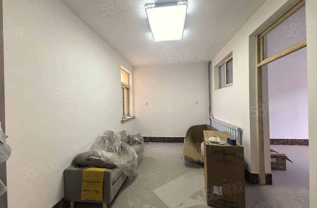 老文轩  农行家属院四楼50多个两室 南北通透 新时代