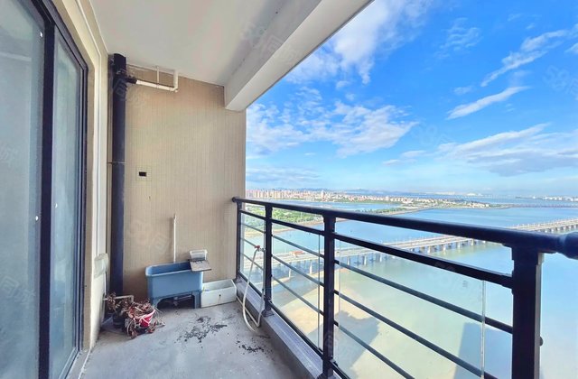 禹洲中央海岸(三期)2室2厅94.01㎡205万二手房图片