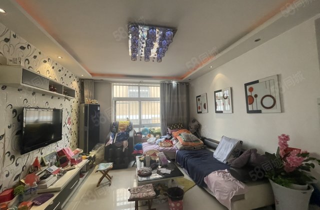 万达附近电大桐凤家园边户可按揭房东急售