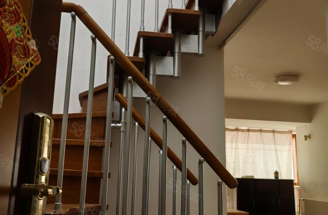 诚基中心(1-25号,A18,A20)3室1厅50.61㎡93万二手房图片