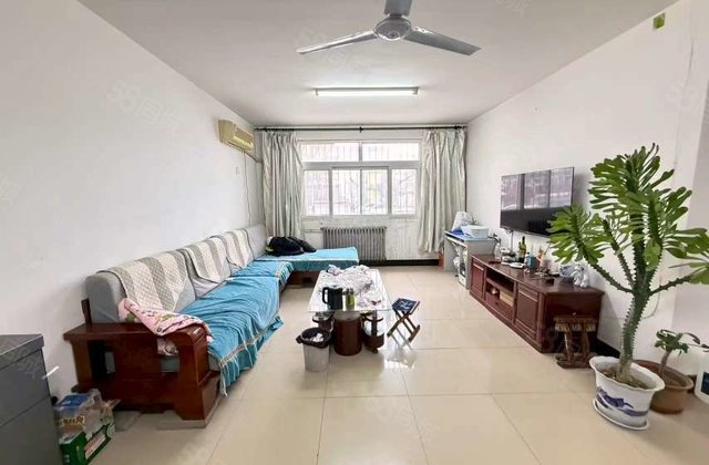 眼科医院旁，柳泉花园，孝心一楼，南北通透，