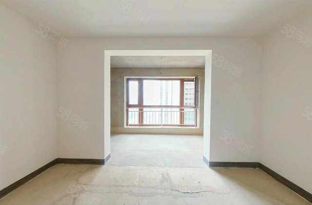 中冶德贤华府4室2厅176.82㎡220万二手房图片