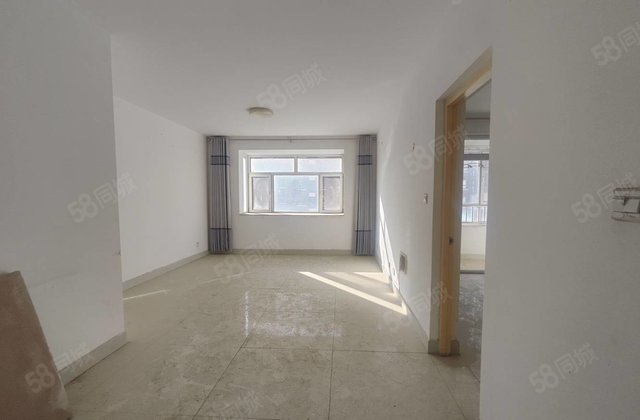 急售！紧邻水岸花语！3室！2厅！带车位！带储藏室！