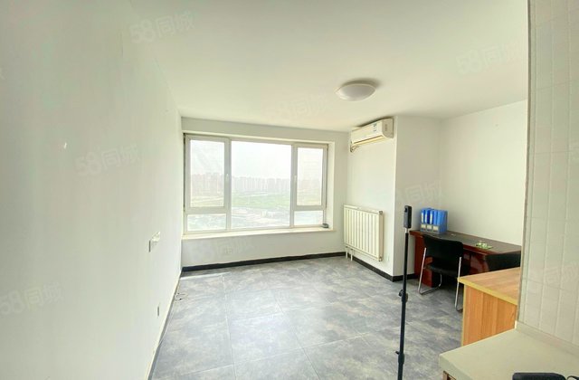 逸翠园i都会1室1厅34.86㎡104万二手房图片