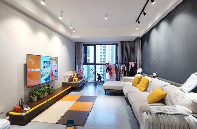 远大中央公园3室2厅115.76㎡142万二手房图片